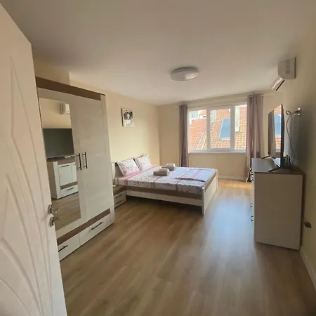 теди Apartman *